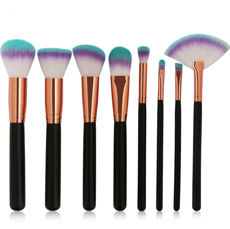 8 makeup brushes