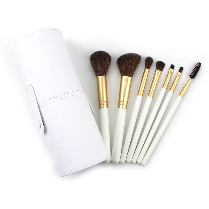 7 makeup brushes